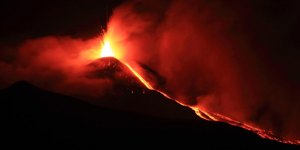 Etna tremore 