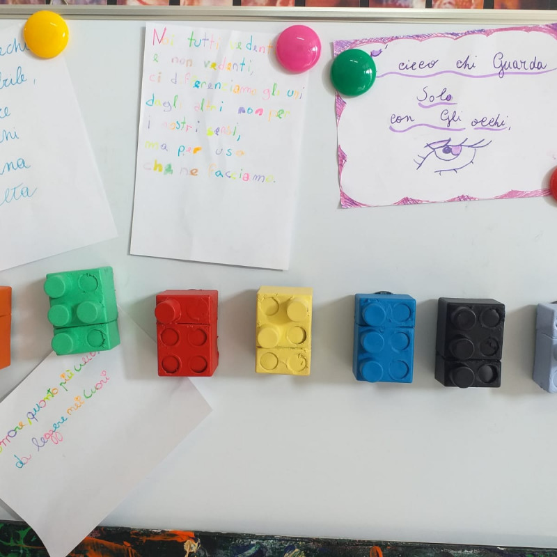 La "Lavagna Lego Braille" ideata e creata dagli studenti del De Nobili di Catanzaro