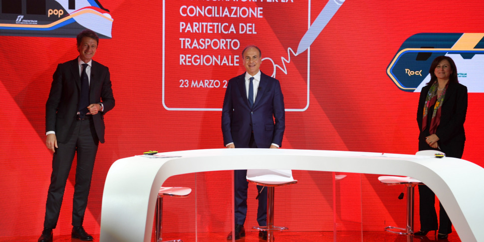 Accordo tra Trenitalia e associazioni consumatori: siglata ...
