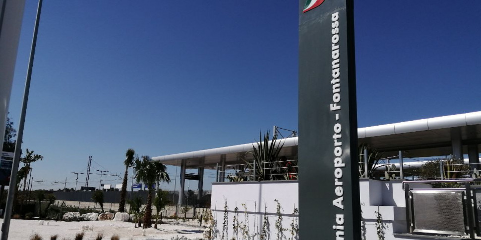 https://assets.gazzettadelsud.it/2021/03/Fermata-Catania-Aeroporto-Fontanarossa-1-970x485.jpg
