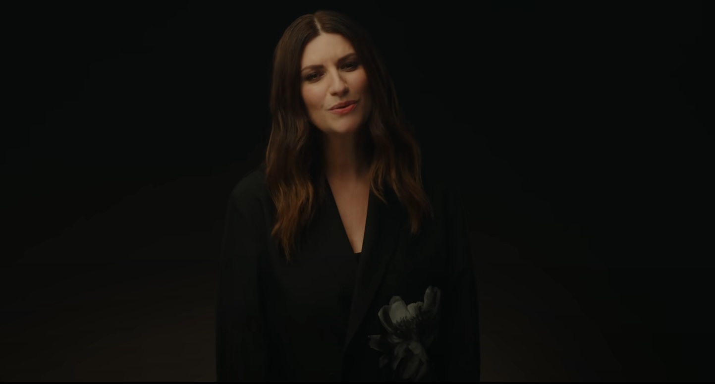 Laura Pausini vince il Golden Globe, la sua gioia incontenibile sui social