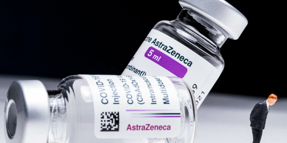 Covid: AstraZeneca ritira il suo vaccino in tutto il mondo