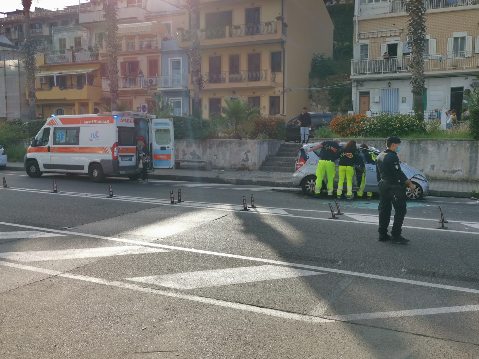 Messina, Incidente Sulla Consolare Pompea. Due Anziani Feriti ...