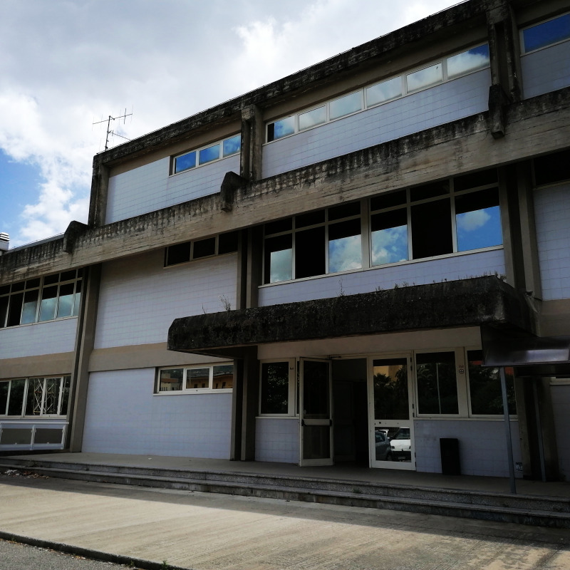La struttura adiacente all’ospedale di Lamezia Terme dove il servizio di Riabilitazione lascerà il posto alla Neuropsichiatria infantile