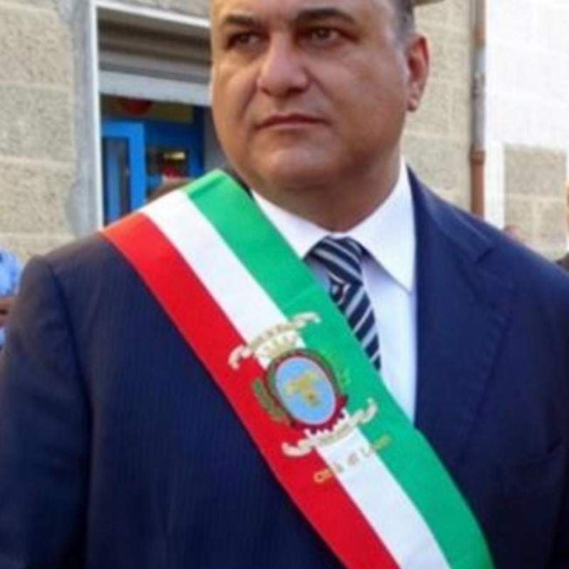 Il sindaco di Locri Giovanni Calabrese