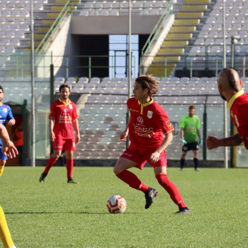 Violenza sessuale, indagati due calciatori dell'ACR Messina