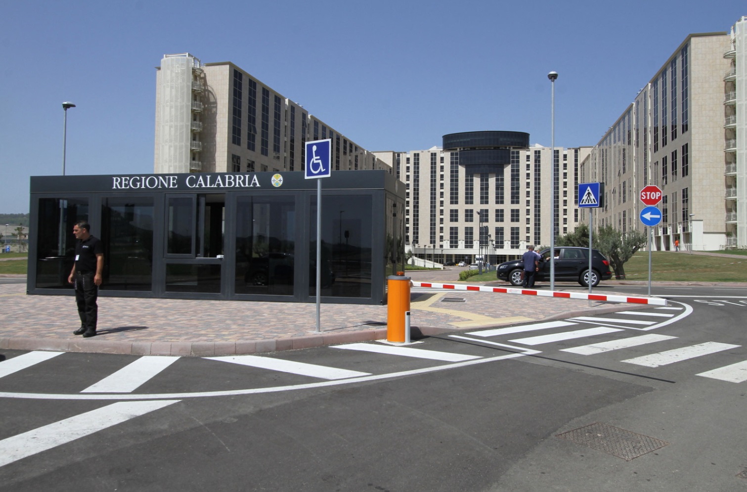 Tirocini di inclusione sociale, quasi mille a rischio mancata stabilizzazione in Calabria. Urgente un tavolo con la Regione