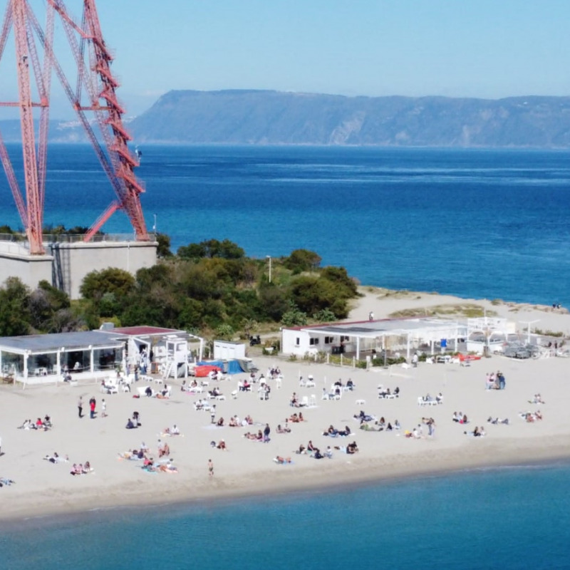 La spiaggia di Capo Peloro