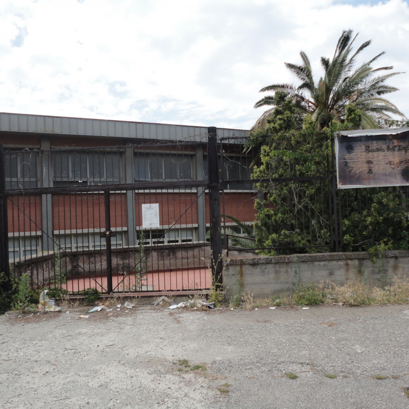 L'ex scuola Bevacqua a Reggio Calabria