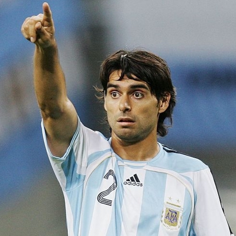 LEIPZIG, GERMANY - JUNE 24: Roberto Ayala of Argentina gestures during the FIFA World Cup Germany 2006 Round of 16 match between Argentina and Mexico played at the Zentralstadion on June 24, 2006 in Leipzig, Germany. (Photo by Martin Rose/Bongarts/Getty Images)