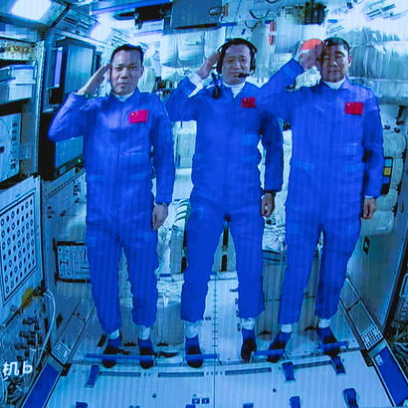 I tre astronauti cinesi