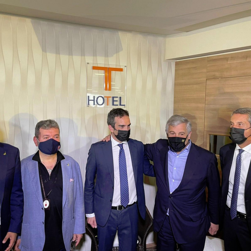 Matteo Salvini, Nino Spirlì, Roberto Occhiuto, Antonio Tajani e Antonio De Poli a Lamezia Terme