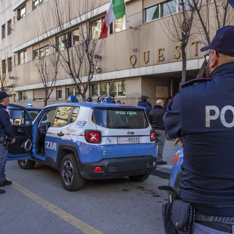 Una veduta esterna della Questura di Reggio Calabria, 05 dicembre 2018.ANSA/MARCO COSTANTINO