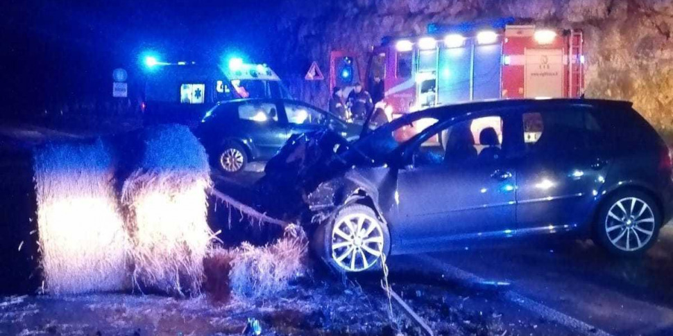 Fasano, tremendo scontro tra auto sulla Statale 172: tre feriti ...