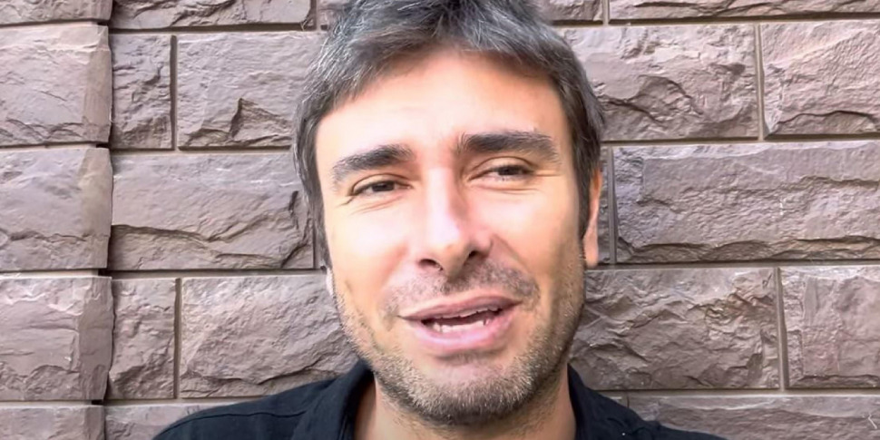 alessandro di battista ricoverato a cuba 232 in gravi condizioni grande apprensione nel movimento 5 stelle da Gazzettadelsud.it alessandro di battista ricoverato a cuba 232 in gravi condizioni grande apprensione nel movimento 5 stelle