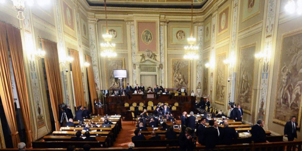 https://assets.gazzettadelsud.it/2022/07/Ars-Regione-Siciliana-970x485.jpg