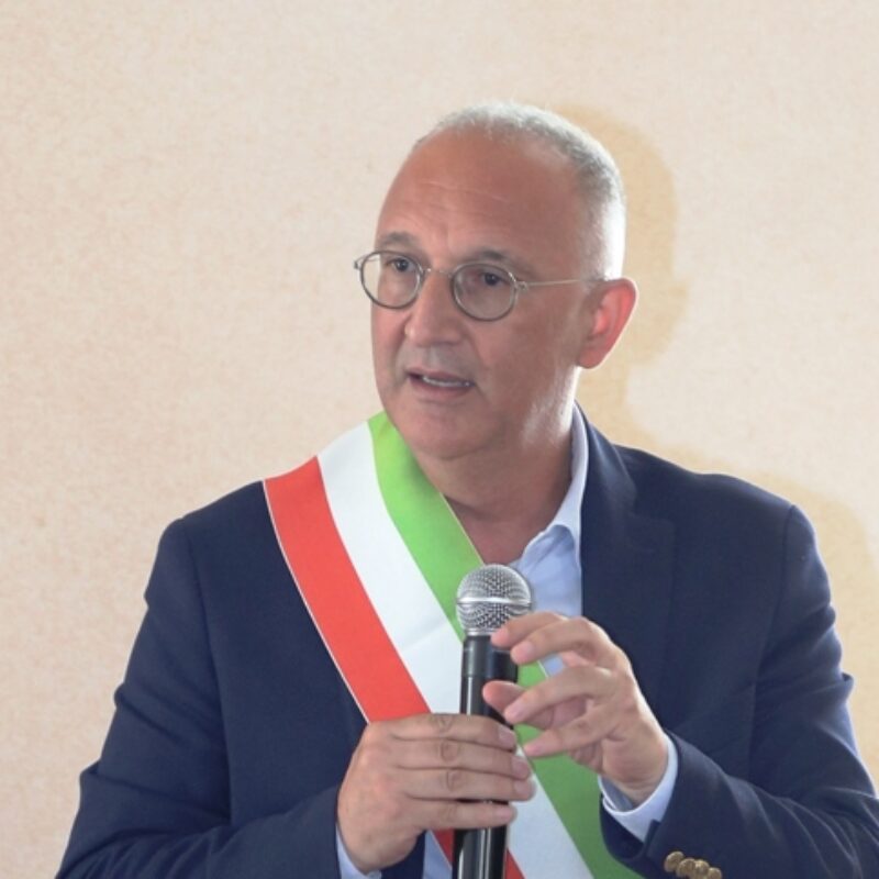 Il sindaco Pinuccio Calabrò