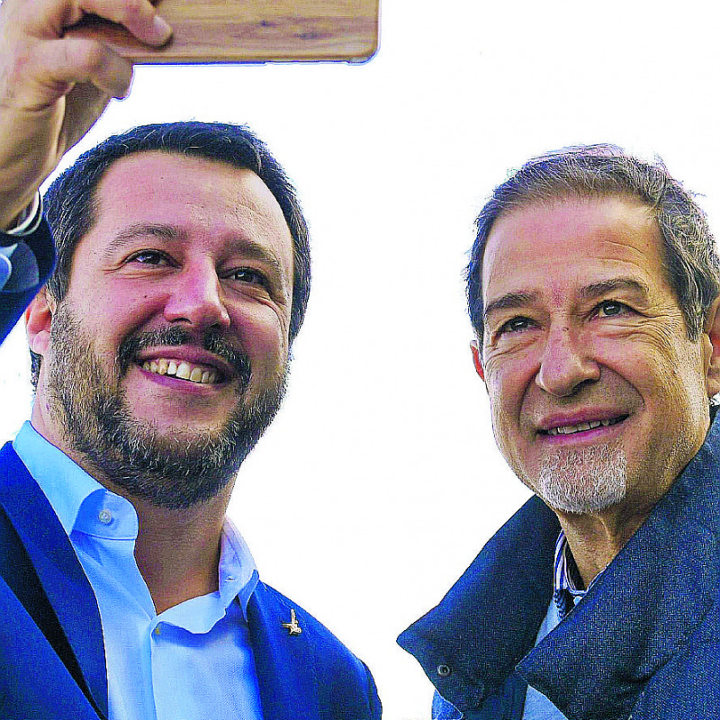 Nello Musumeci, con il leader della Lega, Matteo Salvini, all'Aeroporto Fontana Rosa di Catania, 7 Novembre 2017. ANSA/CIRO FUSCO