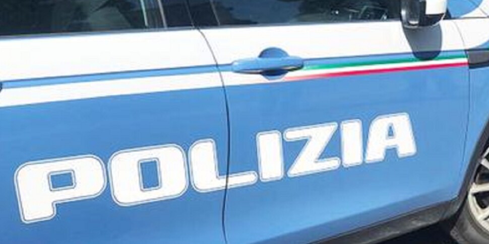 https://assets.gazzettadelsud.it/2022/08/POLIZIA-STRADALE-970x485-1726590626.jpg