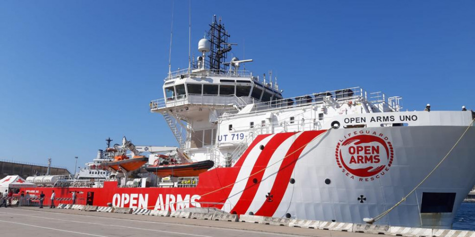 Migranti Onde Alte Metri Sbarcati In A Crotone Open Arms Sottoposta A Fermo Gazzetta