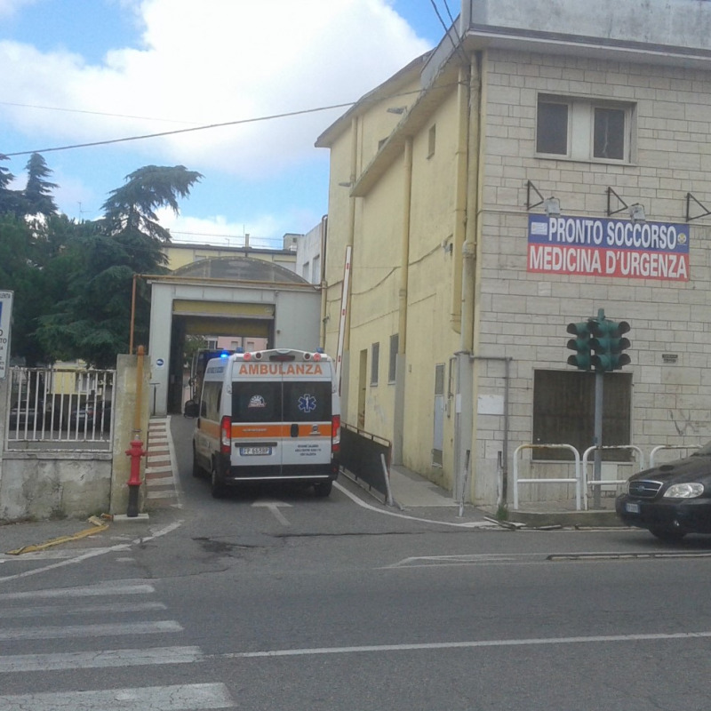 L'ingresso del pronto soccorso dell'ospedale di Vibo Valentia