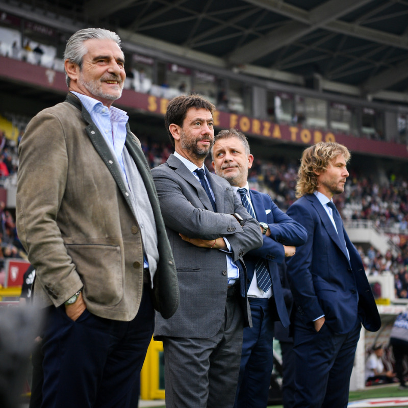 la procura di Torino invia al gip la richiesta di rinvio a giudizio per l’ex presidente della Juventus Andrea Agnelli e altri dodici indagati