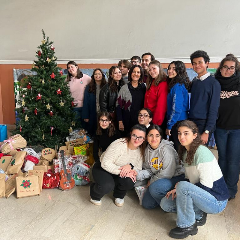 Doni all'Unicef per chi è meno fortunato: il grande cuore delle scuole di Messina FOTO