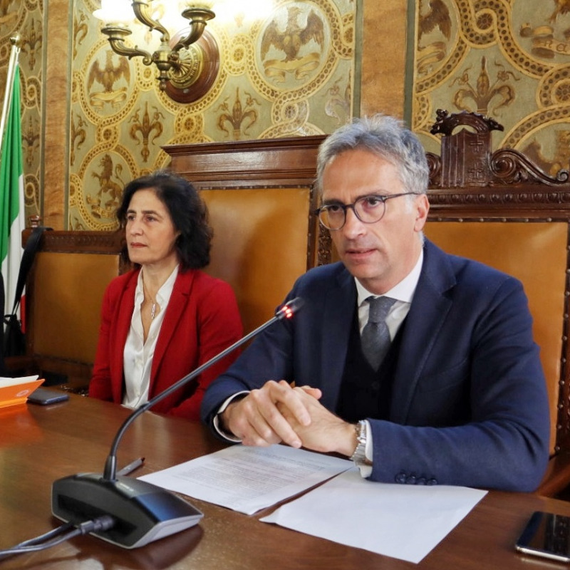 La segretaria della Camera di commercio, Natina Crea, e il presidente di Unioncamere Calabria, Ninni Tramontana