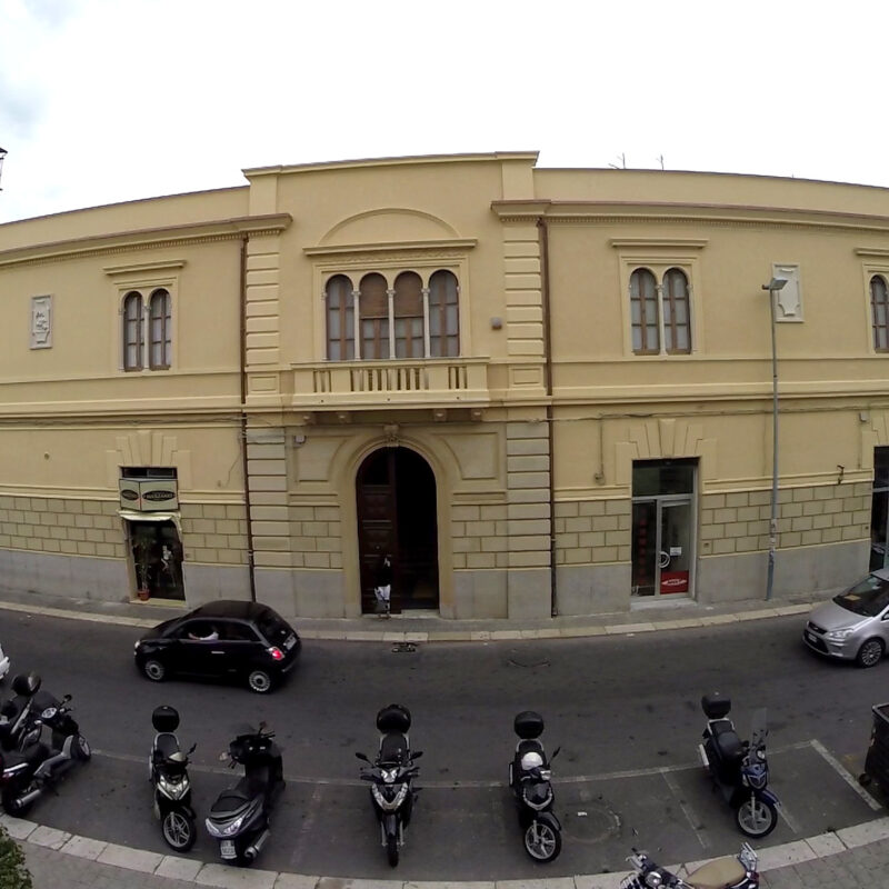 La sede dell'Università per stranieri "Dante Alighieri" in via Torrione a Reggio Calabria