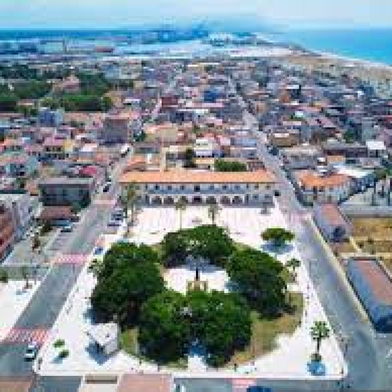 San Ferdinando: da centro borbonico a snodo del Mediterraneo (San Ferdinando)