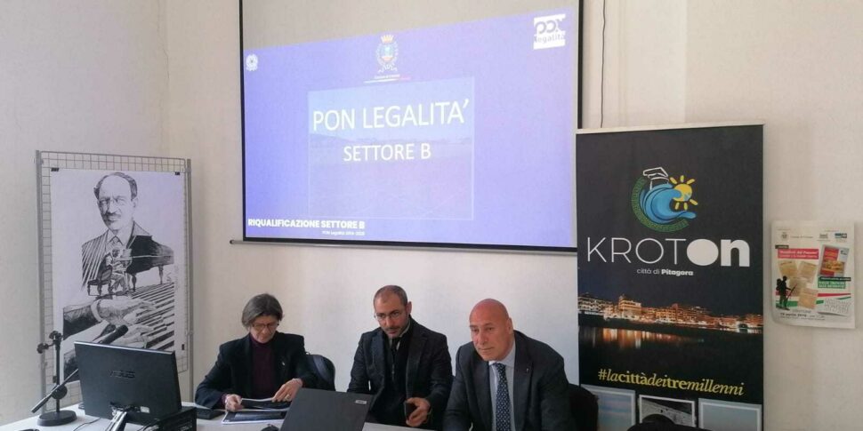 Crotone Appaltata La Riqualificazione Del Settore B Nuovo Look Per