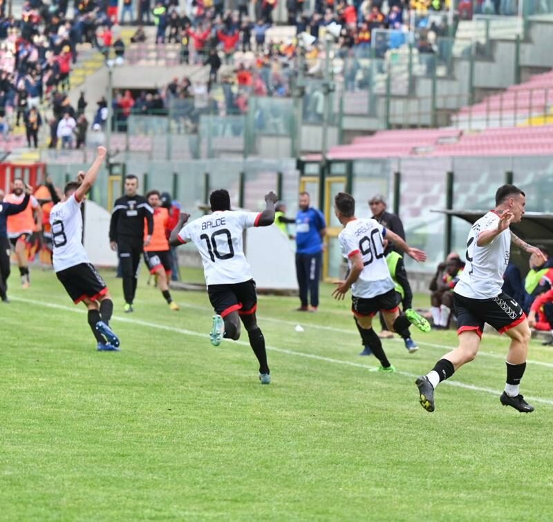 Tripudio Messina. Ragusa stende la Gelbison: salvezza raggiunta FOTO | VIDEO