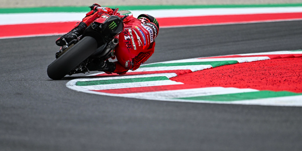 MotoGp in Malesia, Bagnaia vola e conquista una pole position da record ...