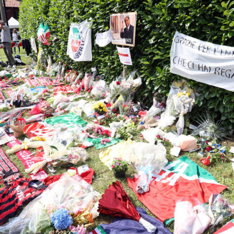 Bouquets of flowers placed at the entrance of Villa San Martino in Arcore where the coffin of Silvio Berlusconi is located, near Milan, Italy, 13 June 2023. ANSA / MATTEO BAZZI