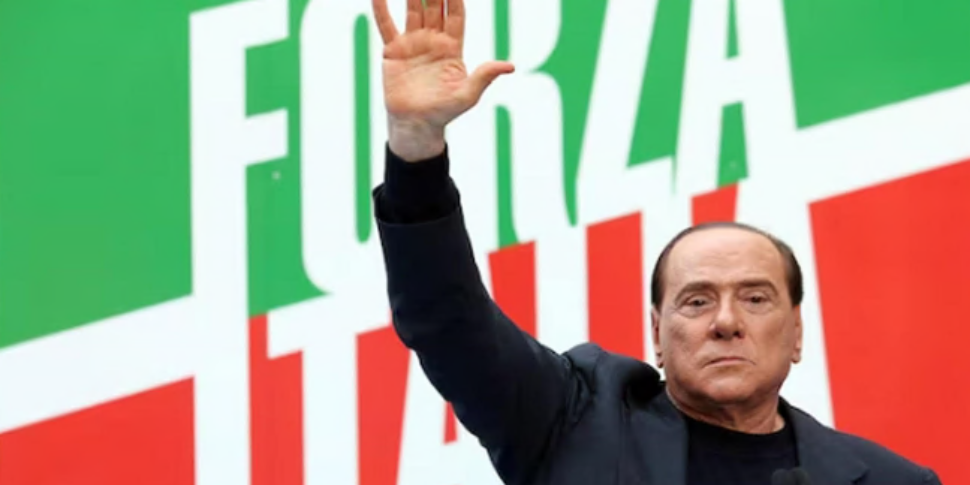 https://assets.gazzettadelsud.it/2023/06/berlusconi-forza-italia-970x485.png