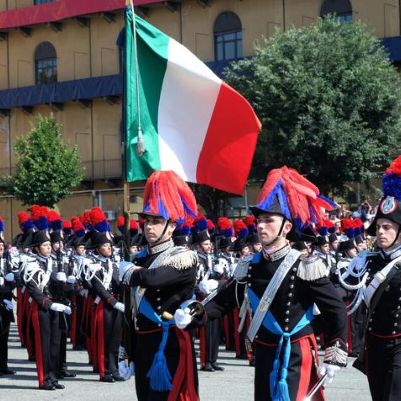 Cerimonia di conferimento degli alamari e Giuramento degli Allievi Carabinieri presso caserma Cernaia, Torino, 22 Giugno 2018 ANSA/ ALESSANDRO DI MARCO