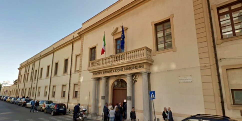 https://assets.gazzettadelsud.it/2023/07/carcere-malaspina-palermo-970x485.png