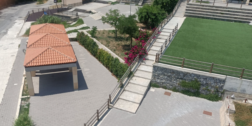 Parco La Fenice sul viale Giostra, consiglieri e assessore in sopralluogo per l'apertura