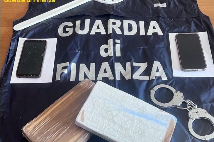 Firmo, Cocaina Occultata In Un Doppiofondo Dell'auto: Due Arresti ...