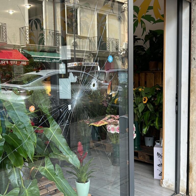 Messina, ancora attività commerciali nel mirino in via Palermo. Spari contro saracinesche