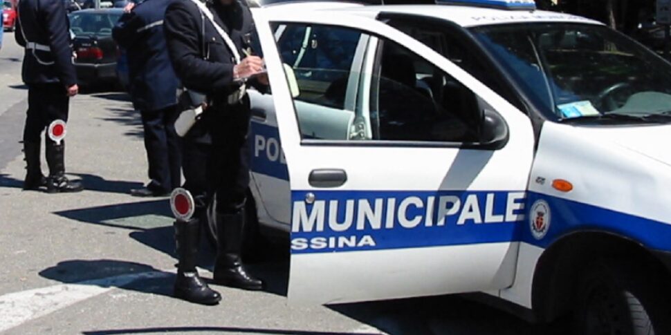 Messina, travolge madre e figlio in via Reggio Calabria: il pirata della strada ha le ore contate