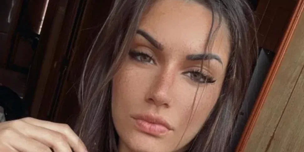 Sfregia la fidanzata dell'ex, arrestata la 21enne Miryam Viglianisi ...