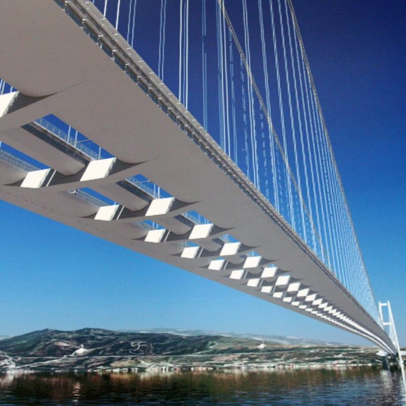 Costruzione simulata del Ponte sullo Stretto di Messina