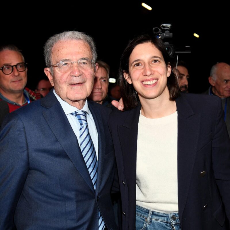 Romano Prodi e la segretaria del Pd Elly Schlein