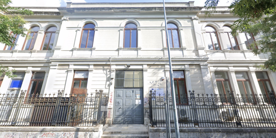 Il docente dello Jaci indagato a Messina si dichiara vittima di estorsione