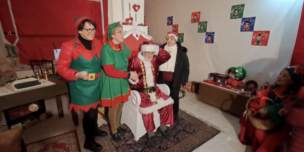 Santa Claus a Massa San Nicola ed è subito magia