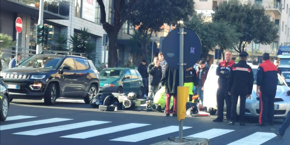 Auto Contro Scooter Sul Viale Boccetta Ferito Un Ragazzo Gazzetta Del Sud 3790