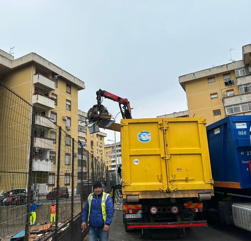 Capodanno a Messina, rimosso materiale legnoso da utilizzare per i falò