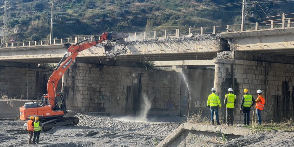 Viabilità nei comuni della zona ionica di Messina: anticipata la riapertura dei ponti Nisi e Agrò
