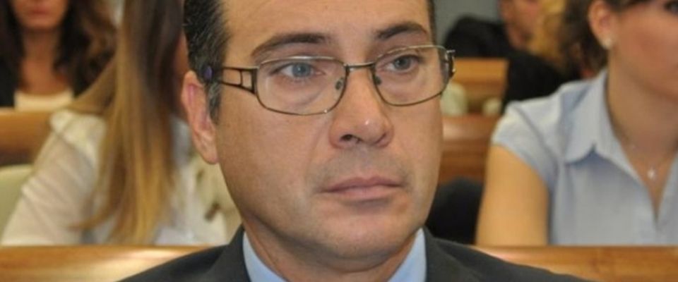 Vendeva segreti ai russi, l'ufficiale di Marina Walter Biot co… Vendeva segreti ai russi, l'ufficiale di Marina Walter Biot co…